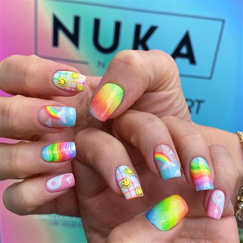 21 Cute Rainbow Nail Designs to Wear This Summer | Glamour