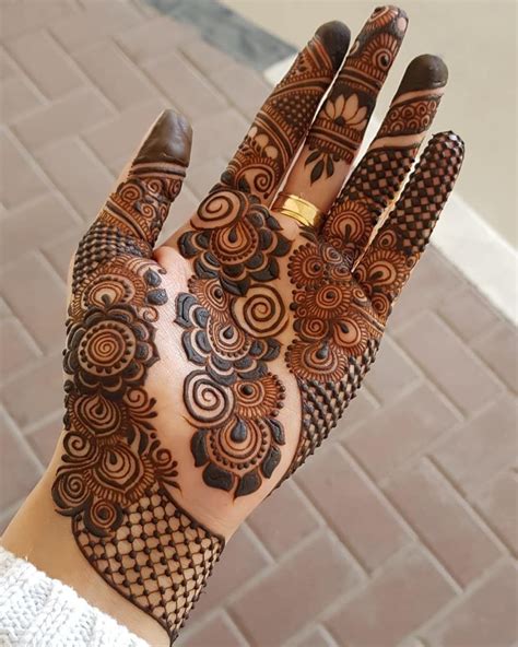 Most Beautiful Mehndi Designs For Front Hands Easy - Design Talk