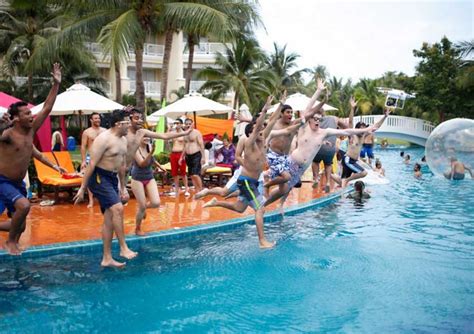 10 Unique & Interesting Pool Party Games to Spark Everyone’s Interest