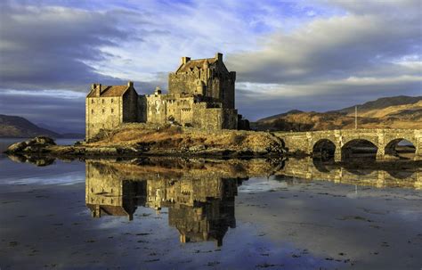 Eilean Donan Castle: From Jacobite Risings to the Silver Screen ...