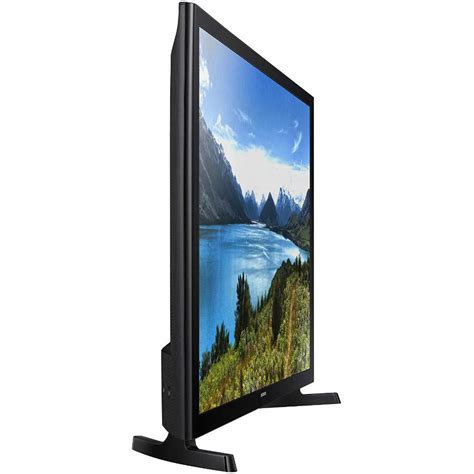 Samsung 32-Inch 720p LED TV 2015 Model UN32J4000 with Cleaning Bundle ...