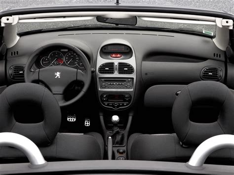 INTERIOR 2005 Peugeot 206 CC