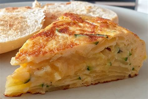 Authentic Spanish Tortilla Recipe | Dandk Organizer