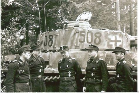 WW II German Photo -- Tiger Tank & Crew ... 021 | eBay | Panzer iv ...