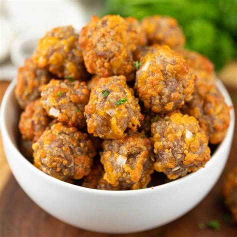 Easy Sausage Balls Recipe - Sausage Cheese Balls Recipe