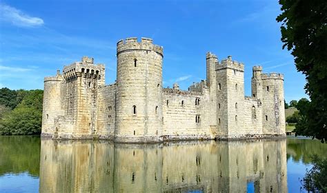 12 Top Castles in England | PlanetWare