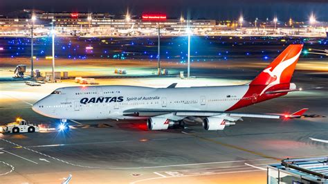 Free stock photo of airport night, boeing 747, qantas