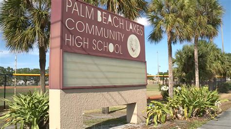 Palm Beach Lakes HS student caught with loaded gun on campus