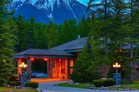 MOUNTAINEER LODGE - Updated 2020 Prices, Hotel Reviews, and Photos ...