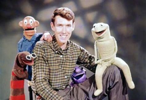 Jim Henson: Creator of the World-Famous Muppets - ReelRundown