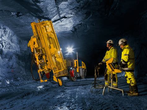 EQUIPMENT: Epiroc launches new mobile underground drilling rig ...