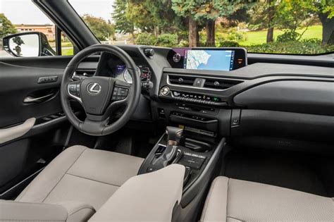 2022 Lexus UX 200 Pictures - 95 Photos | Edmunds