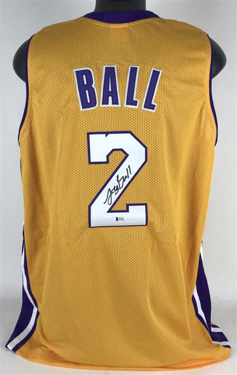 Lot Detail - Lonzo Ball Signed Los Angeles Lakers Jersey (Beckett/BAS)