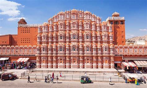 Hawa Mahal Jaipur - Ticket Price, Timings, History, Location - YoMetro