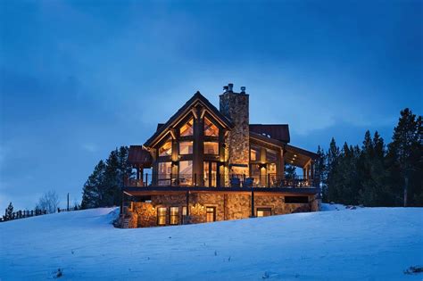 Delightful timber frame mountain cabin perched on a Colorado hillside