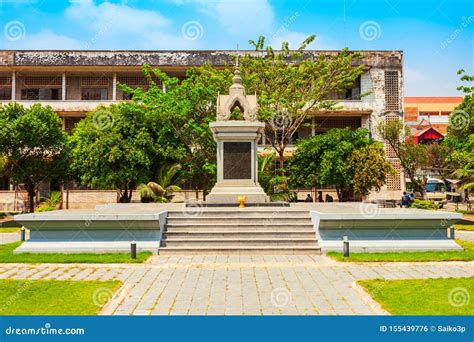 Tuol Sleng Genocide Museum, Phnom Penh Stock Photo - Image of building ...