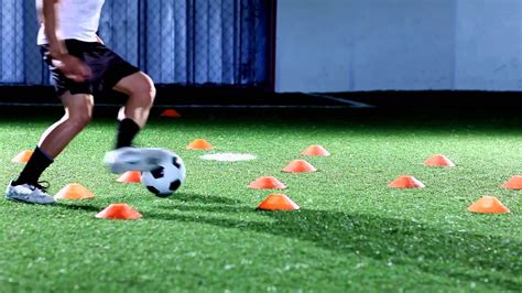 Best Soccer Footwork Drills You Can Do Without a Ball | Cleats