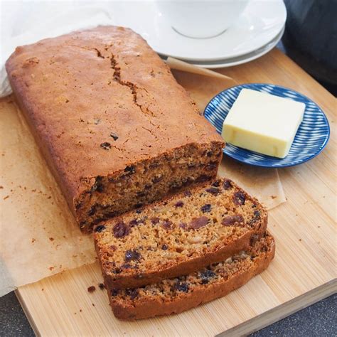 Irish barmbrack (fruit loaf) - Caroline's Cooking