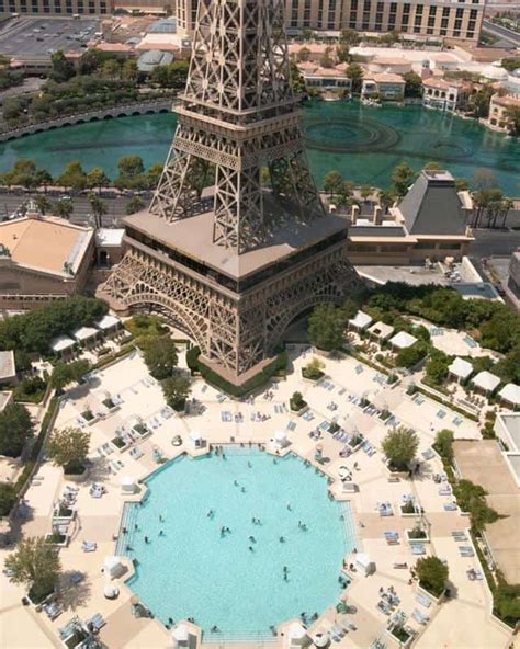 Pool á Paris: Paris Las Vegas Pool Hours, Prices 2023