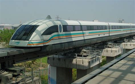 ¿Cómo funciona el tren maglev? | Explora | Univision