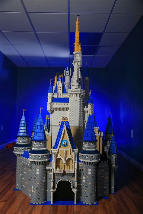 Lego Cinderella Castle - New Professional Pictures | Lego disney castle ...