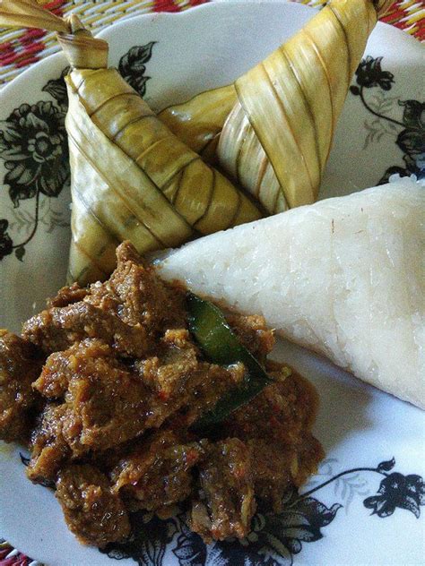 Ketupat Palas Rendang Daging - malaykuri