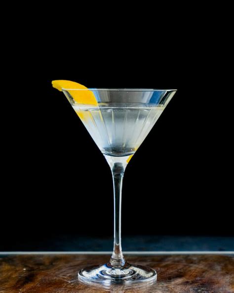 Perfect Classic Martini – A Couple Cooks