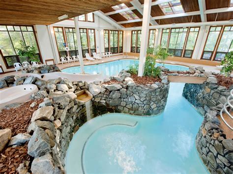 Top 5 Resorts in West Virginia - Mountaintop Condos