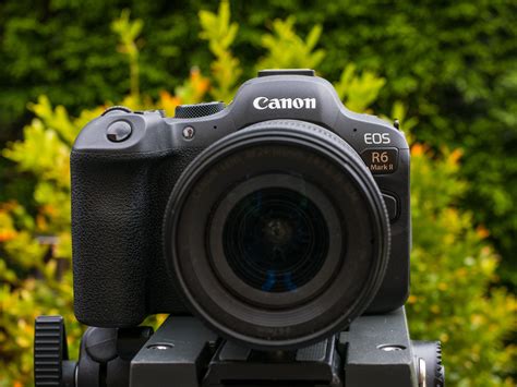 Canon EOS R6 Mark II - GearOpen.com