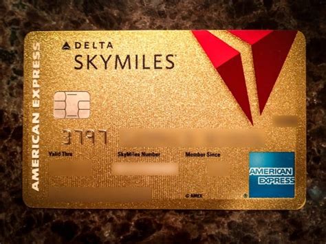 Credit Card Comparison: Gold Delta and Platinum Delta American Express ...