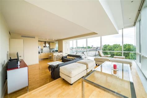 NEW Stunning 2BD Apartment Amazing London Views, London (updated prices ...