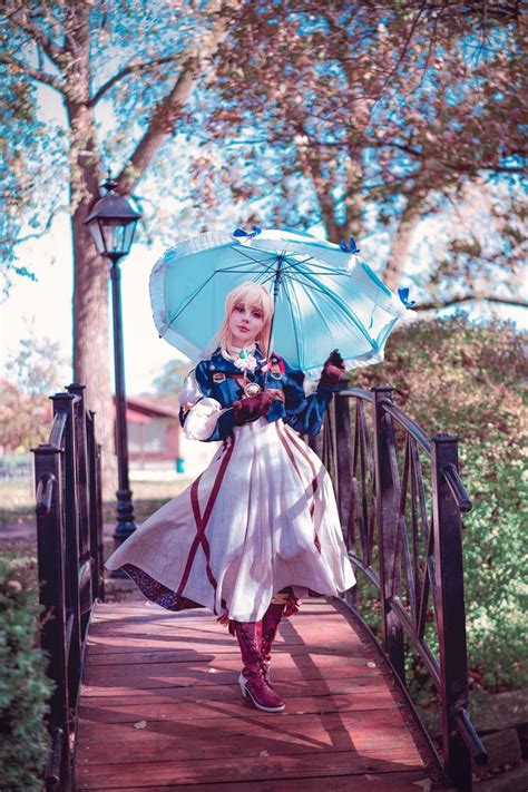 Violet Evergarden cosplay by MangoeCos on DeviantArt in 2022 | Violet ...