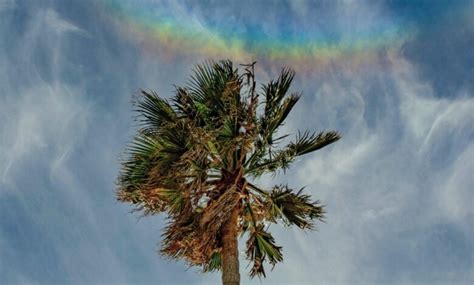 Stunning image of an upside-down rainbow - International Shia News Agency