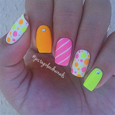 Pretty Neon Nail Art Designs for Your Inspiration 2022