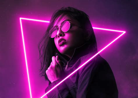 Video Tutorial: How to Create a Neon Light Effect in Photoshop – Senior ...