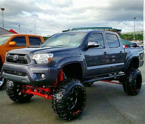 Toyota Tacoma Lifted 4x4