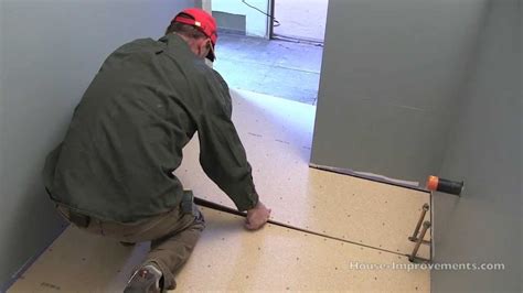 How To Install Underlay [Floor] | Flooring, Vinyl sheet flooring ...