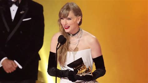 The Best Grammys Moments 2024: Tracy Chapman Stuns, Taylor Swift Makes ...