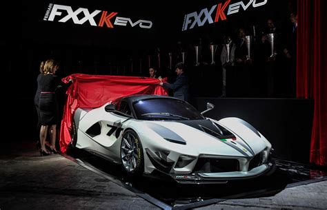 Ferrari FXX K Evo debuts at 2017 Finali Mondiali