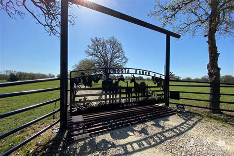 Trails West Gate Company - Ranch Gates, Driveway Gates, Western Signs