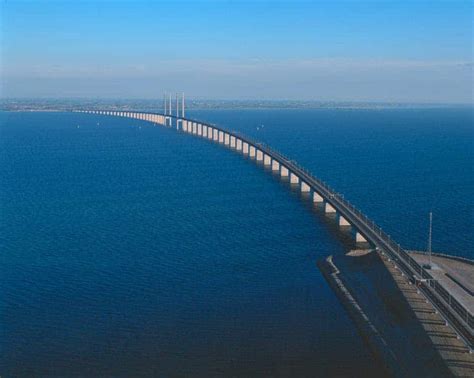 This underwater bridge between Sweden and Denmark will blow your mind