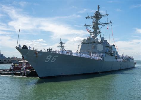 USS Cole and USS Bainbridge Return Home from 9-Month Deployment ...