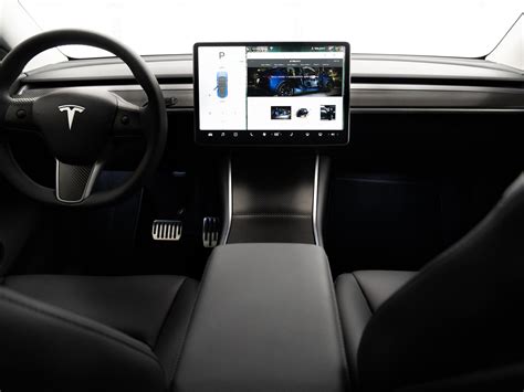 Tesla Y Interior : New Model Y interior updates for 2021 cars | Tesla ...