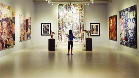 How to Organize an Art Exhibition: Your Checklist with 6 Planning Tips