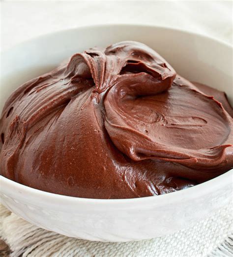 Homemade Chocolate Frosting Recipe - Bunny's Warm Oven