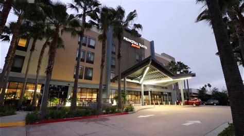 Springhill Suites Marriott Anaheim Maingate Disneyland - Can You Walk ...