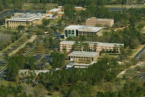 University of South Alabama trustees approve new 300-bed residential ...