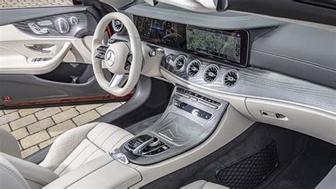 2021 Mercedes-Benz E-Class Cabriolet Interior | Mercedes-Benz of Chicago