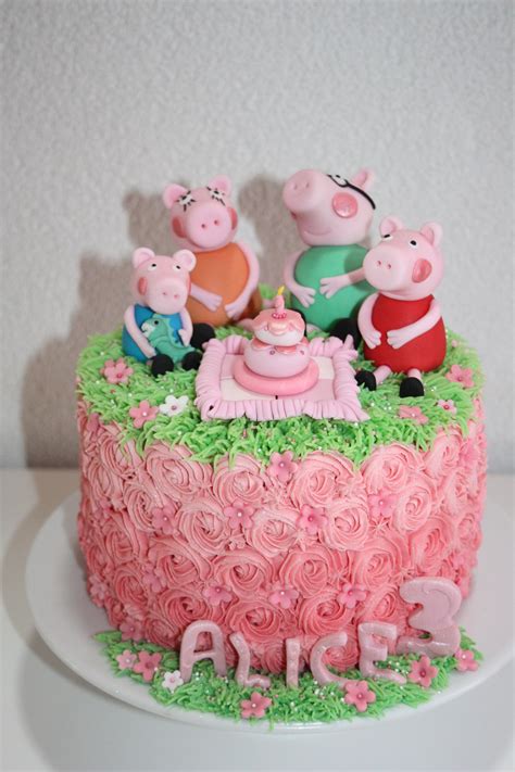 Pin by Rachel Derleth on Lealu-sweets Cakes | Pig birthday cakes, Peppa ...