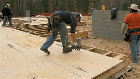 Fast, Accurate Floor Sheathing - Fine Homebuilding